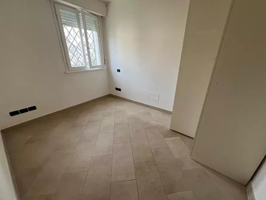 Immagine 49 di Mansarda in vendita  a Camaiore