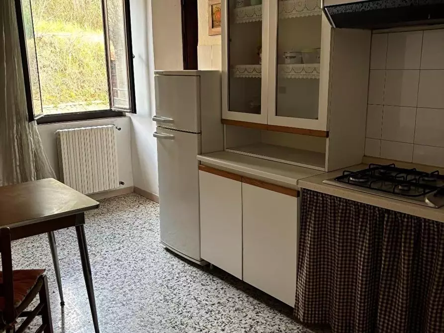 Immagine 10 di Appartamento in vendita  a Siena