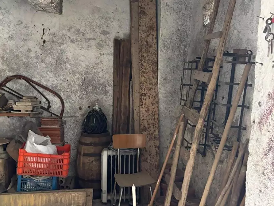 Immagine 27 di Appartamento in vendita  a Siena