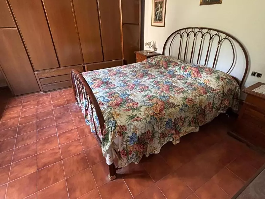 Immagine 18 di Appartamento in vendita  a Siena