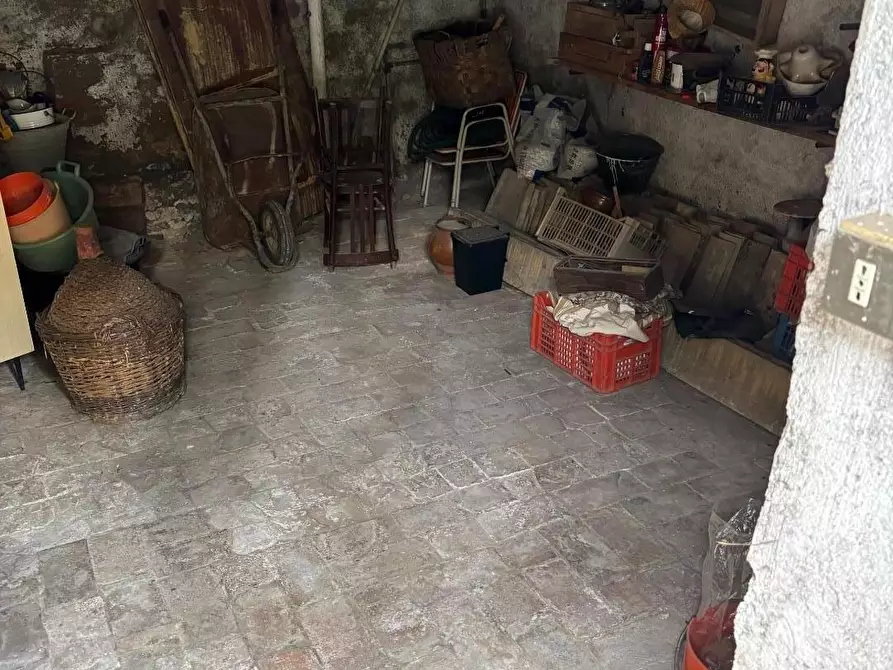 Immagine 29 di Appartamento in vendita  a Siena