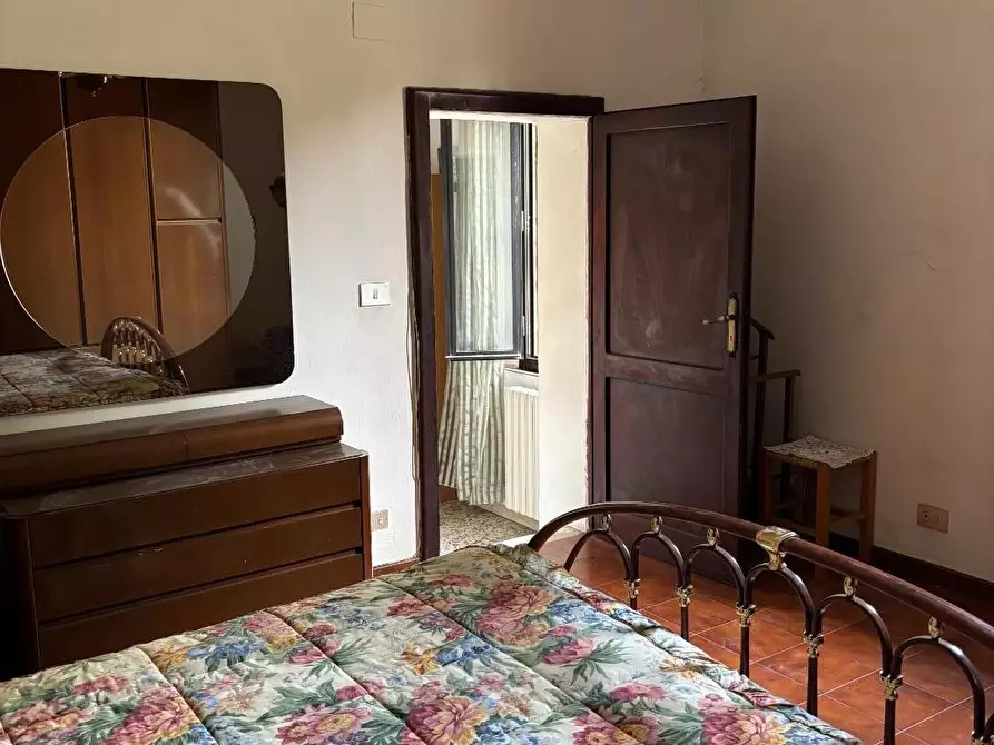 Immagine 22 di Appartamento in vendita  a Siena