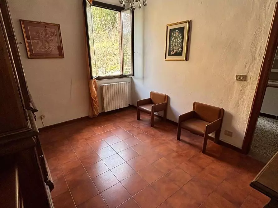 Immagine 6 di Appartamento in vendita  a Siena