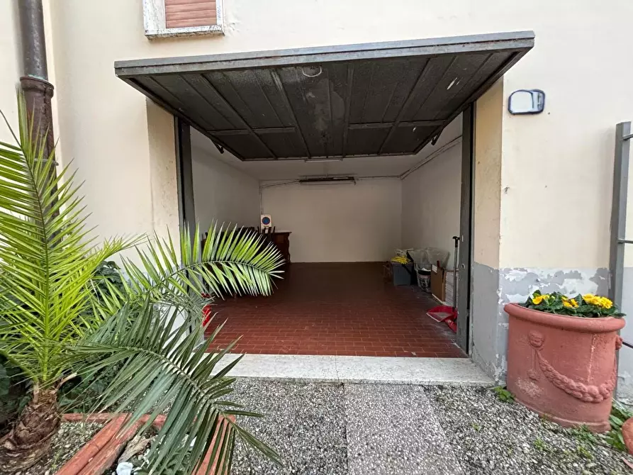 Immagine 14 di Appartamento in vendita  a Vinci