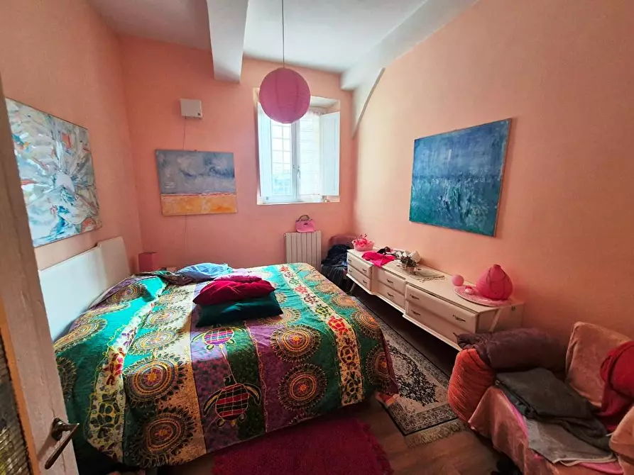 Immagine 12 di Appartamento in vendita  a Siena