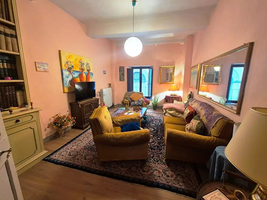 Immagine 16 di Appartamento in vendita  a Siena