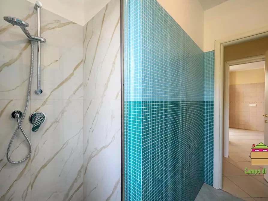 Immagine 17 di Appartamento in vendita  a Aulla