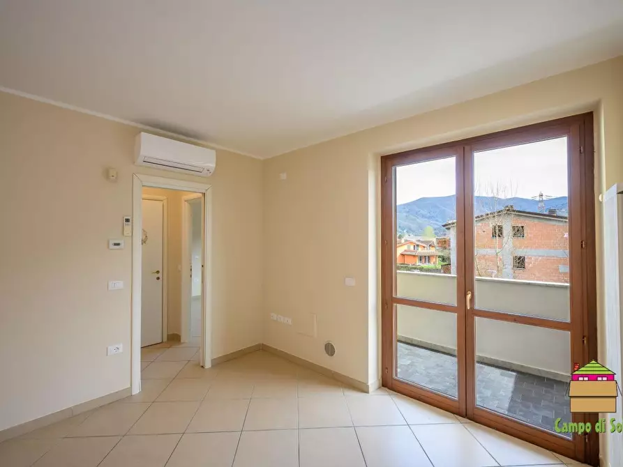 Immagine 4 di Appartamento in vendita  a Aulla