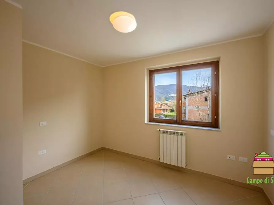 Immagine 13 di Appartamento in vendita  a Aulla