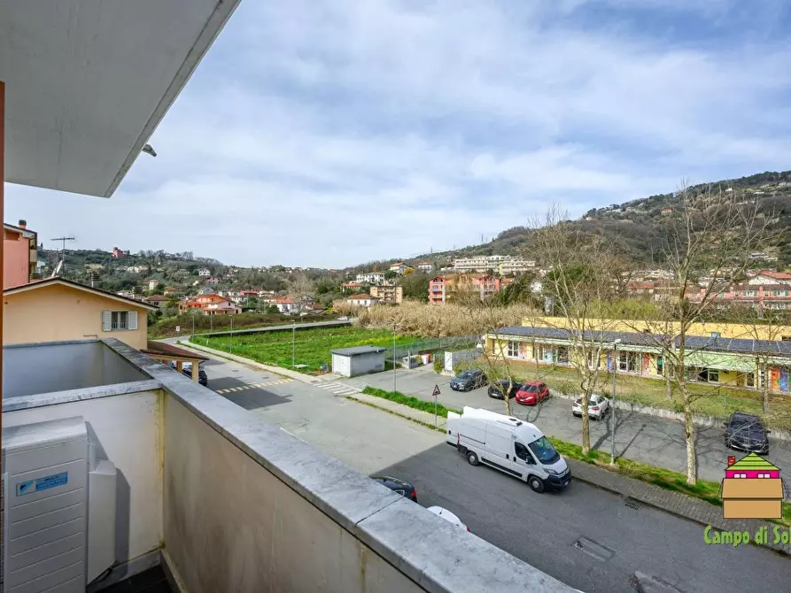 Immagine 12 di Appartamento in vendita  a Aulla