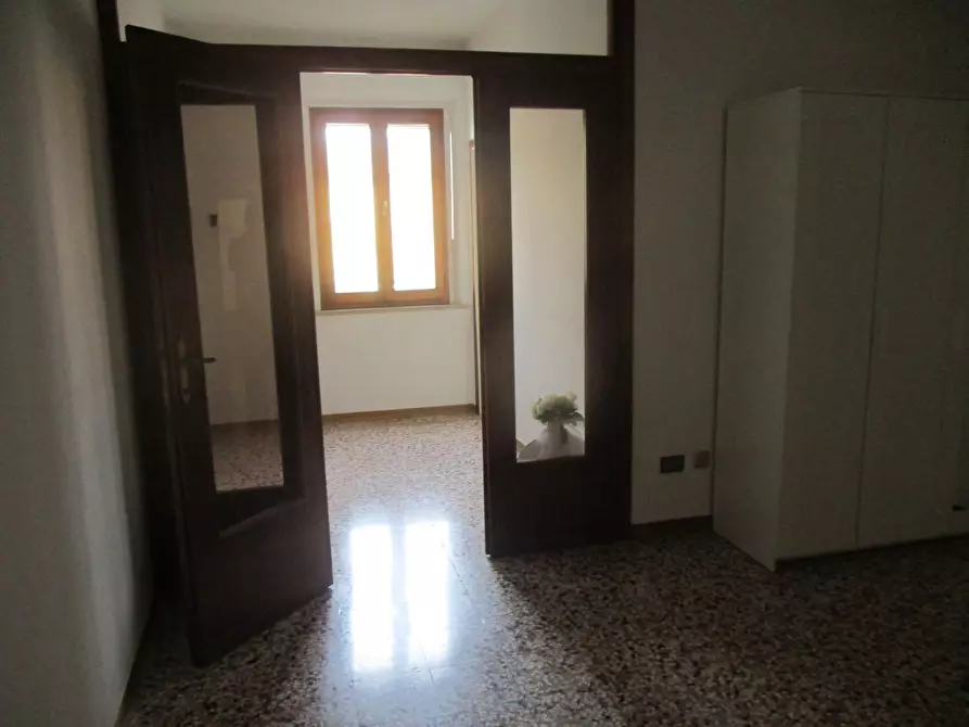 Immagine 16 di Appartamento in vendita  a Bientina