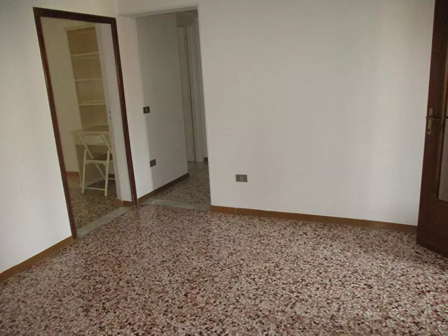 Immagine 15 di Appartamento in vendita  a Bientina