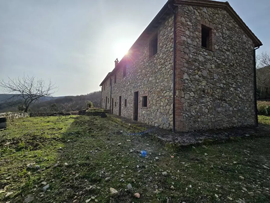 Immagine 18 di Appartamento in vendita  a Castellina In Chianti