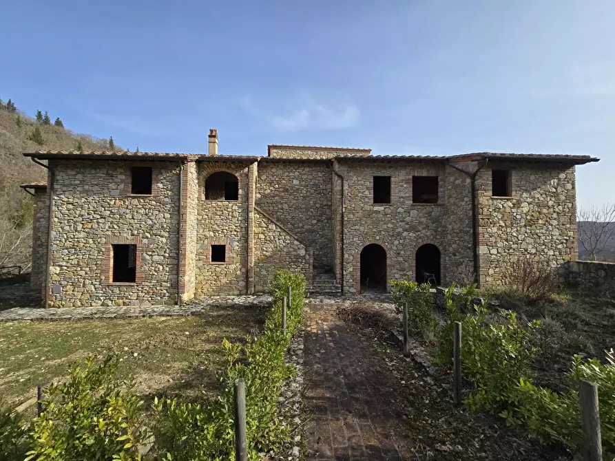 Immagine 10 di Appartamento in vendita  a Castellina In Chianti