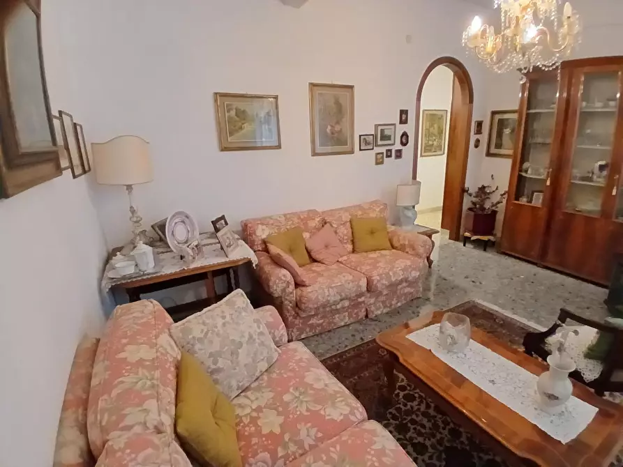 Immagine 4 di Appartamento in vendita  a Livorno