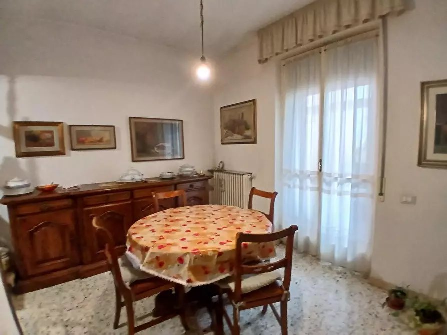 Immagine 11 di Appartamento in vendita  a Livorno