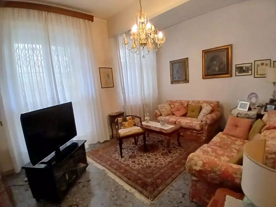 Immagine 1 di Appartamento in vendita  a Livorno