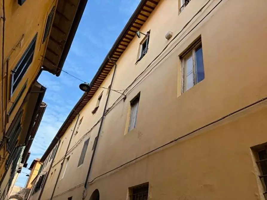 Immagine 26 di Appartamento in vendita  a Pisa