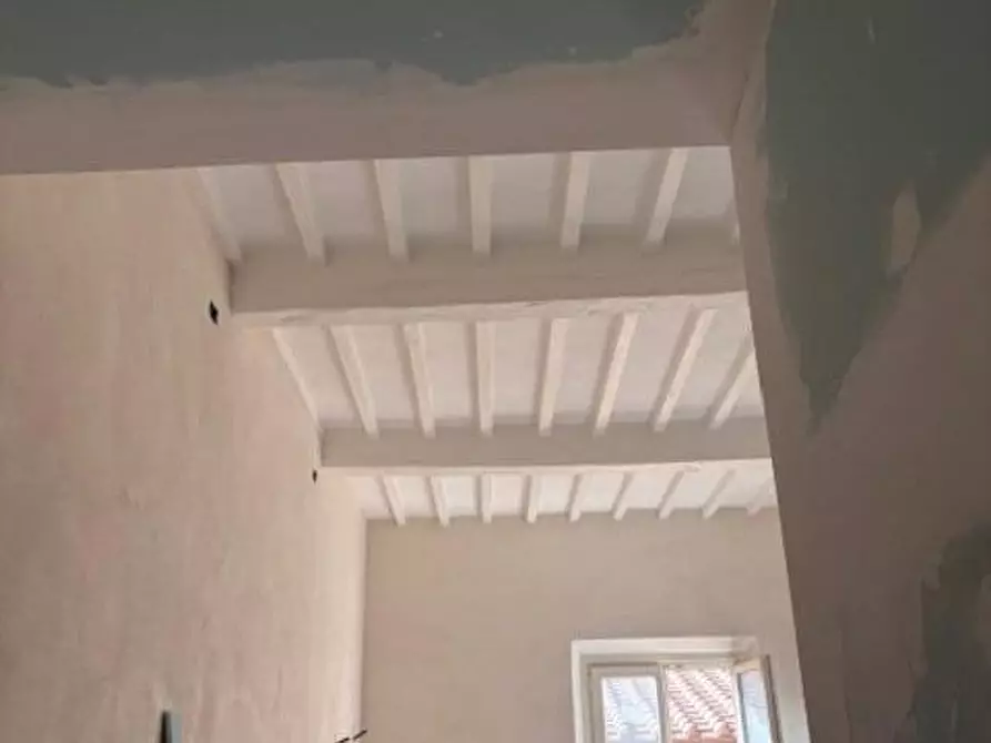 Immagine 9 di Appartamento in vendita  a Pisa