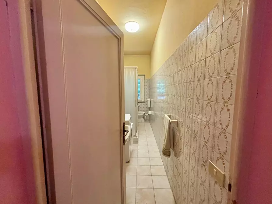 Immagine 16 di Appartamento in vendita  a Empoli