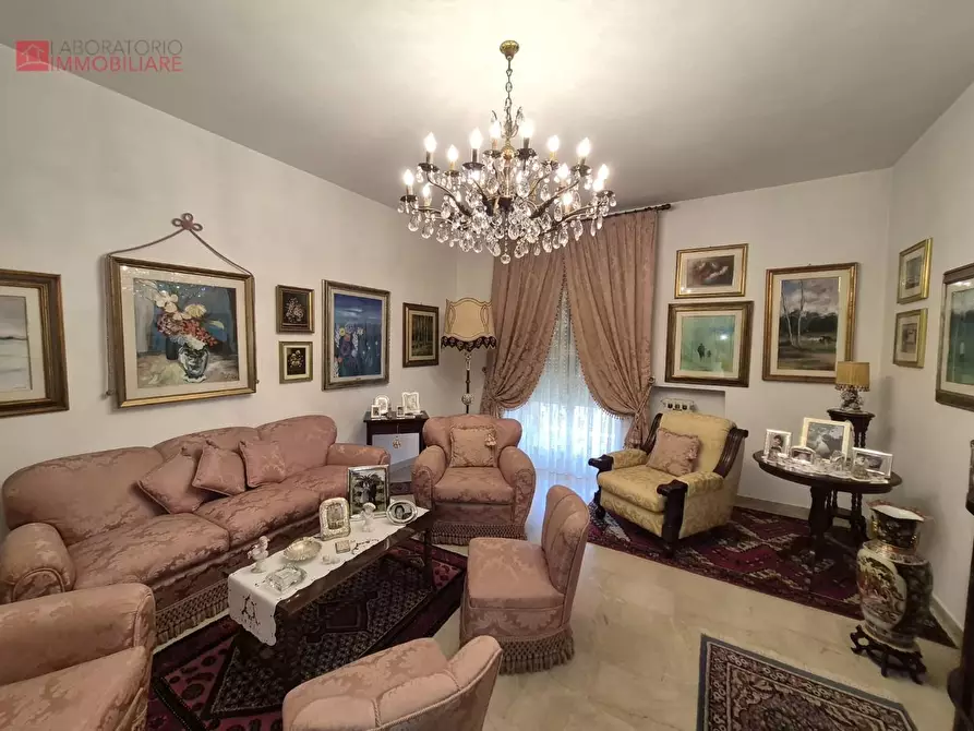 Immagine 6 di Appartamento in vendita  a Lecce