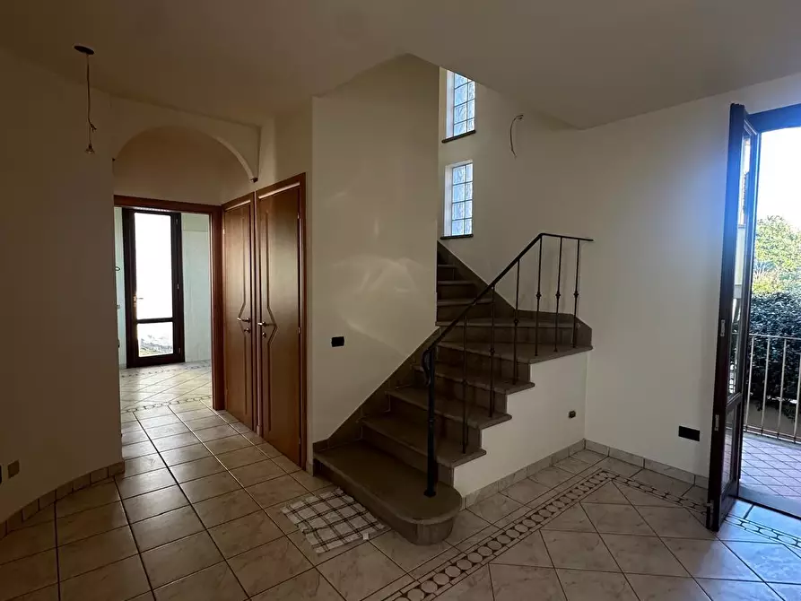 Immagine 16 di Attività artigianale in vendita  a Capraia E Limite