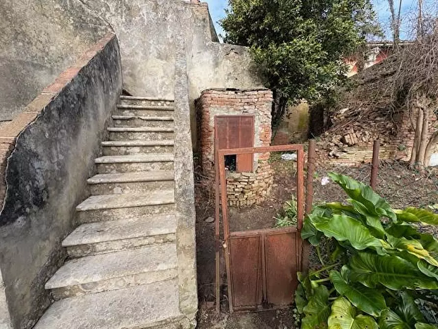 Immagine 22 di Appartamento in vendita  a Casciana Terme Lari