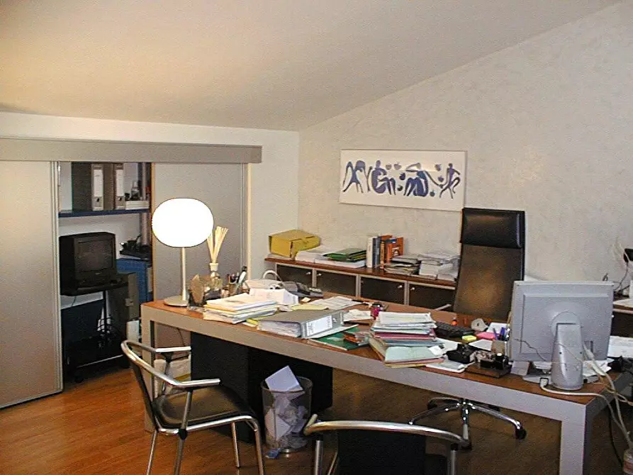 Immagine 10 di Ufficio in vendita  a Siena