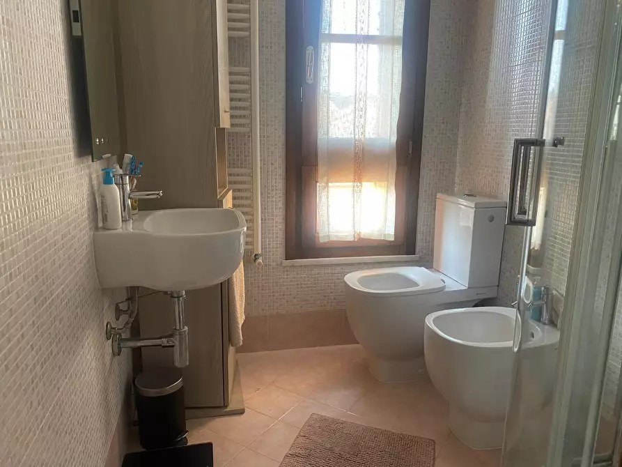 Immagine 9 di Terratetto in vendita  a Pisa