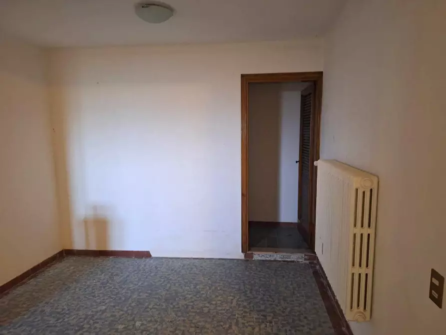 Immagine 31 di Villa in vendita  a Capannori