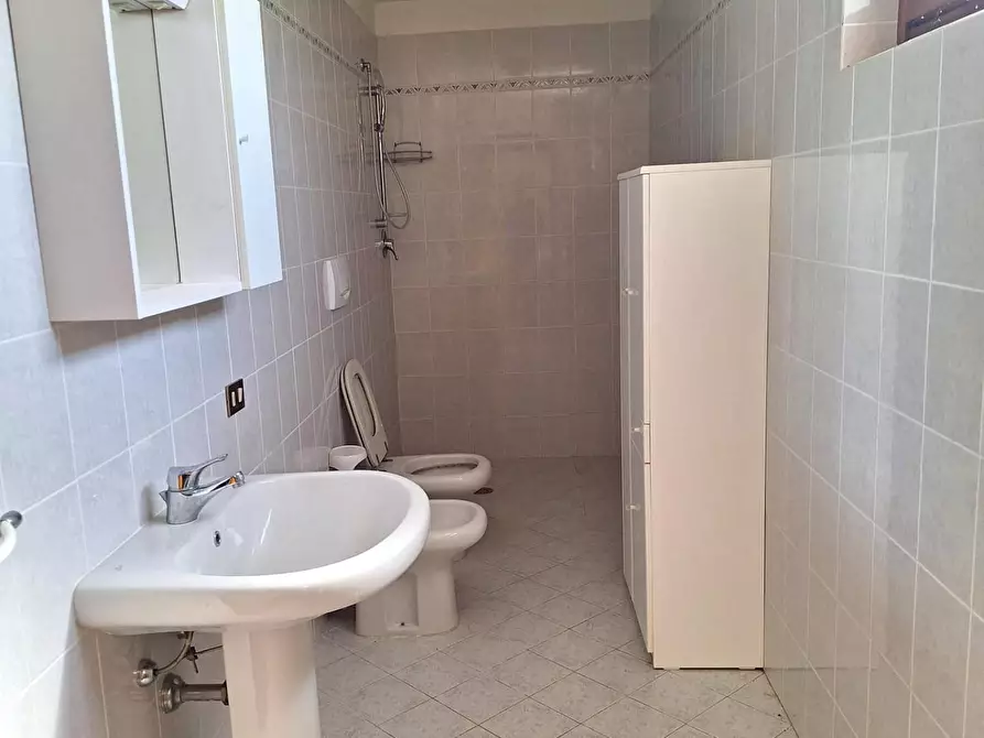 Immagine 30 di Villa in vendita  a Capannori