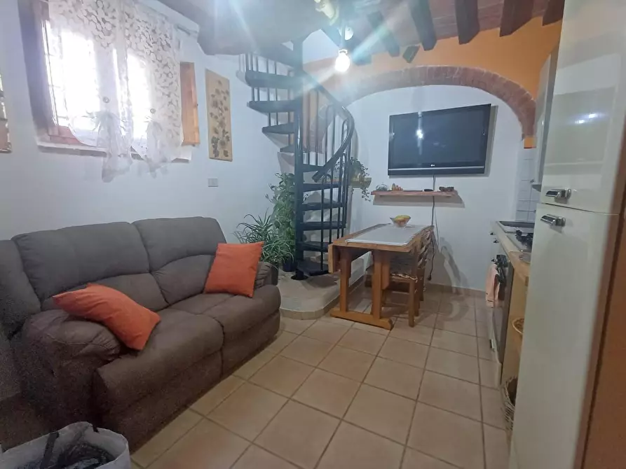 Immagine 5 di Appartamento in vendita  a Colle Di Val D'elsa