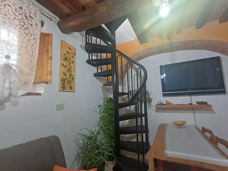 Immagine 8 di Appartamento in vendita  a Colle Di Val D'elsa