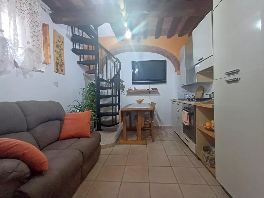 Immagine 7 di Appartamento in vendita  a Colle Di Val D'elsa