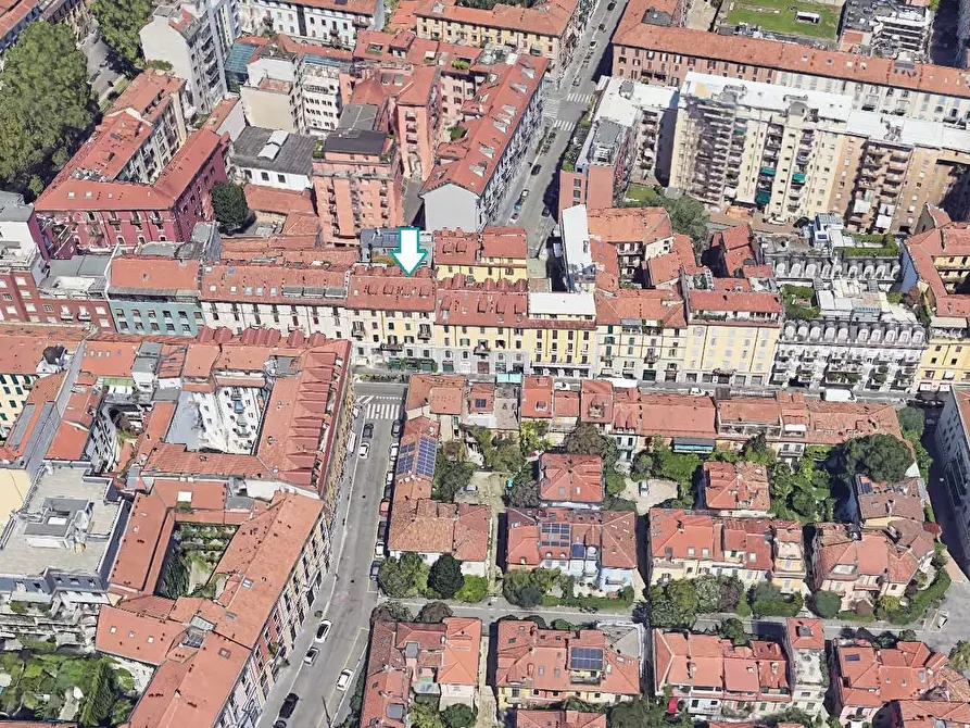 Immagine 2 di Appartamento in vendita  a Milano