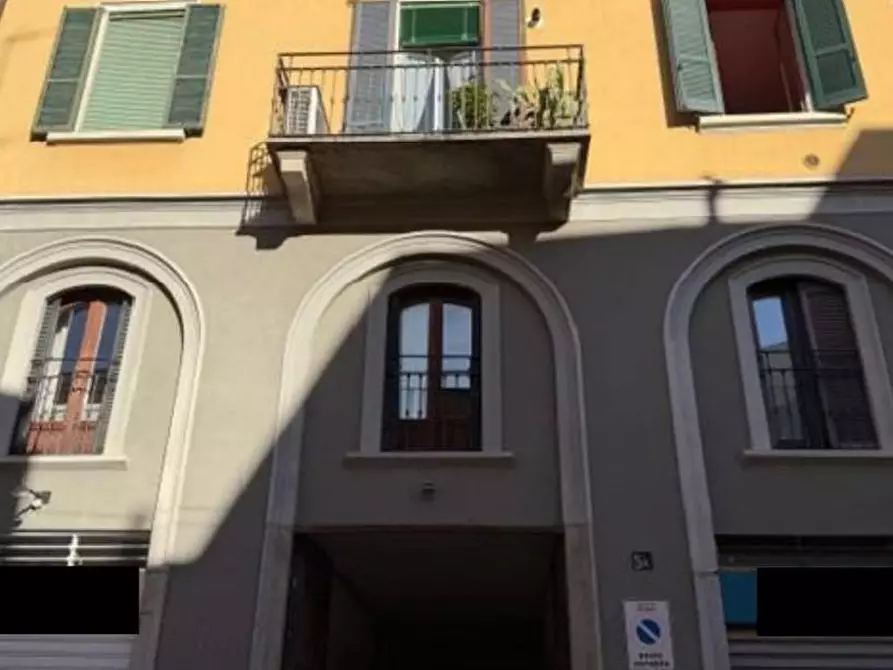 Immagine 1 di Appartamento in vendita  a Milano