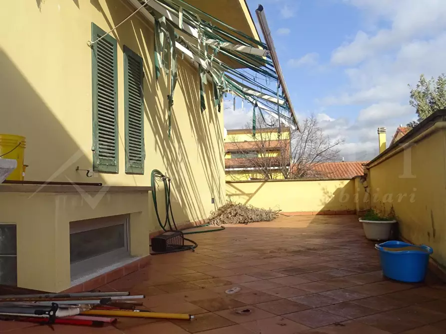 Immagine 26 di Mansarda in vendita  a Agliana