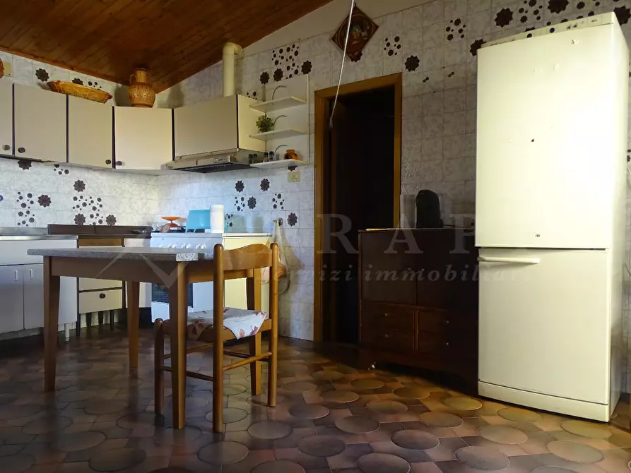 Immagine 10 di Mansarda in vendita  a Agliana