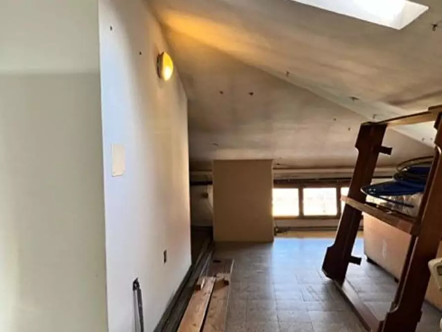 Immagine 22 di Mansarda in vendita  a Agliana