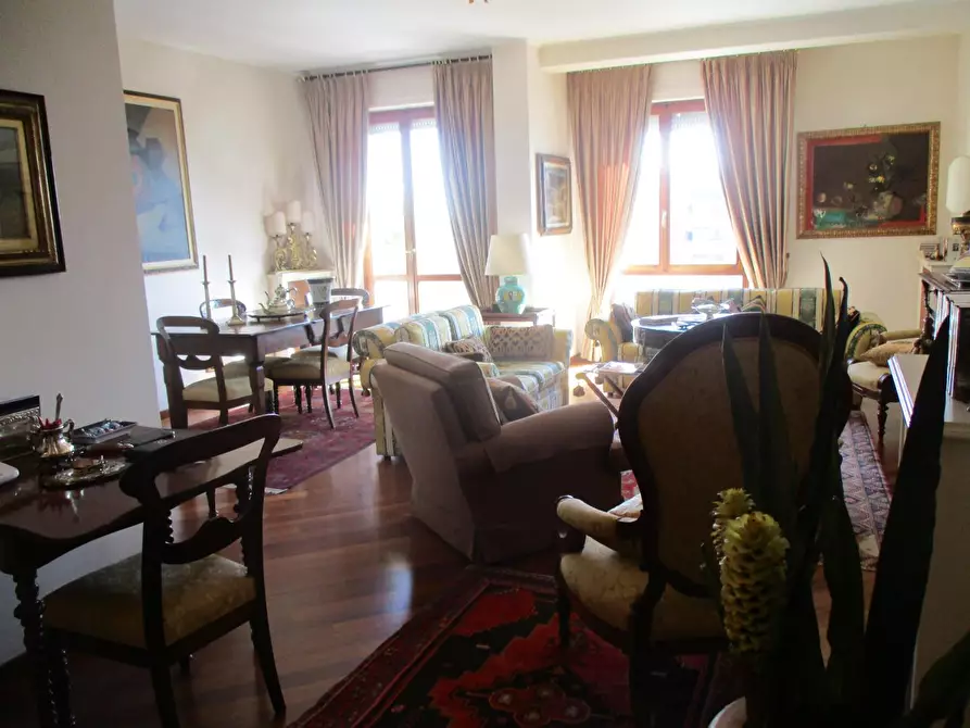 Immagine 2 di Appartamento in vendita  a Pontedera