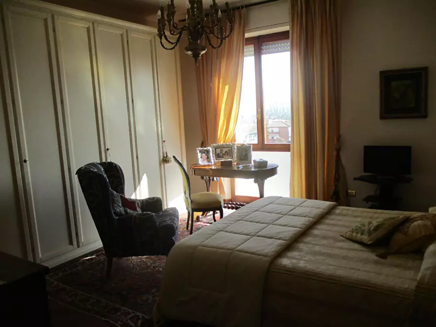 Immagine 21 di Appartamento in vendita  a Pontedera