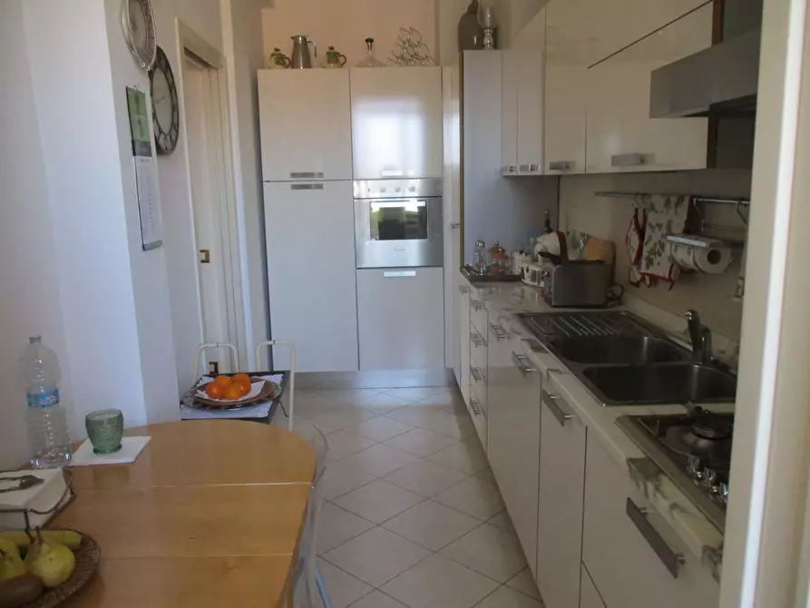 Immagine 31 di Appartamento in vendita  a Pontedera