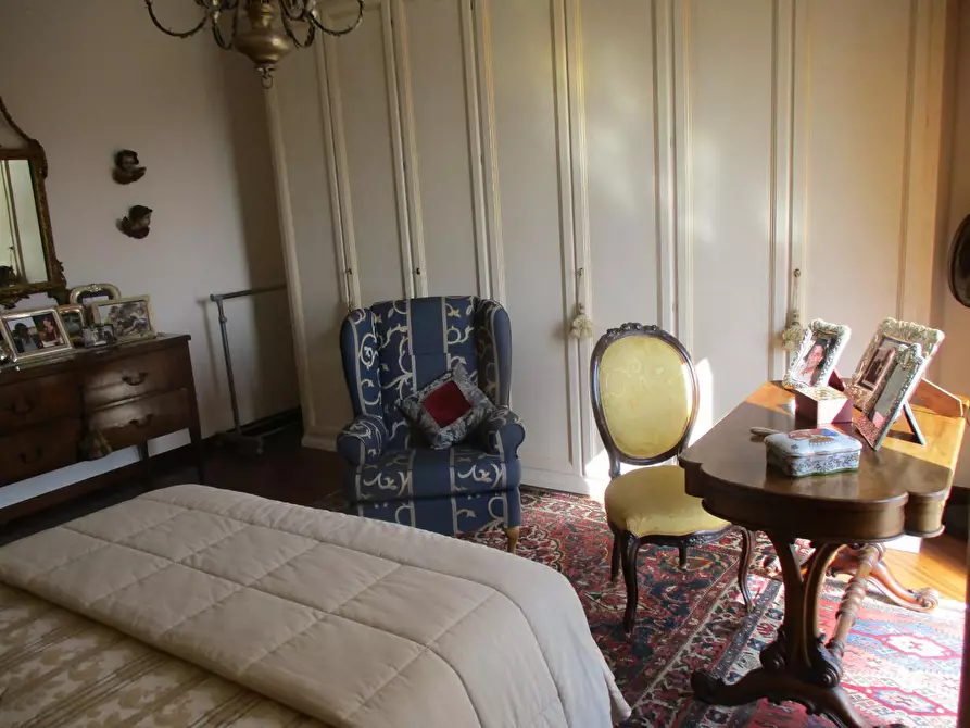 Immagine 23 di Appartamento in vendita  a Pontedera