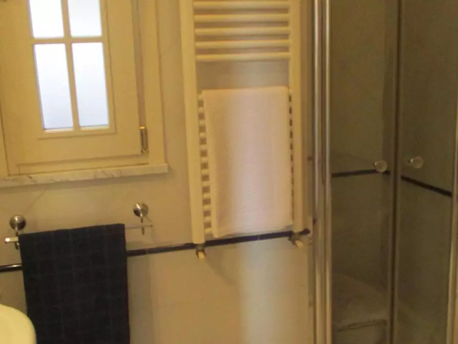 Immagine 28 di Appartamento in vendita  a Pontedera