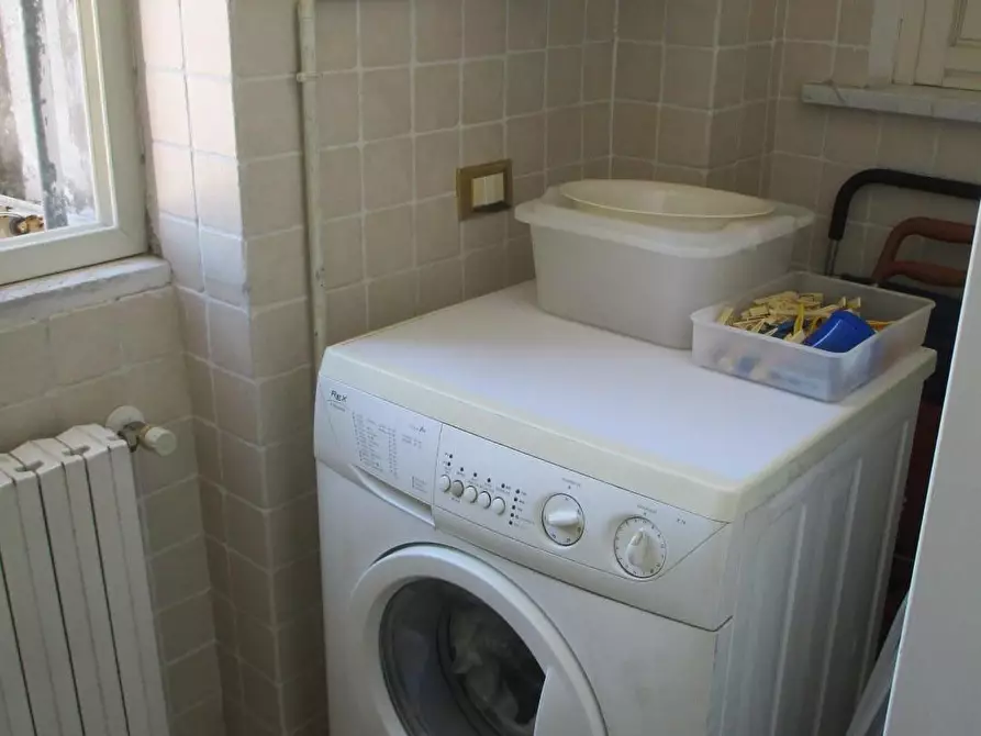 Immagine 34 di Appartamento in vendita  a Pontedera