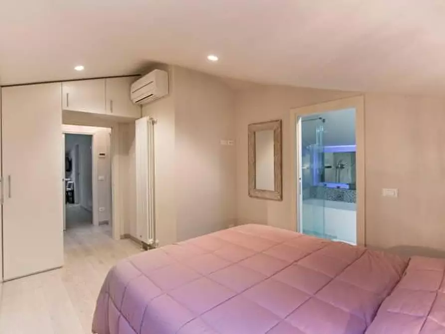 Immagine 19 di Villa in affitto  a Forte Dei Marmi