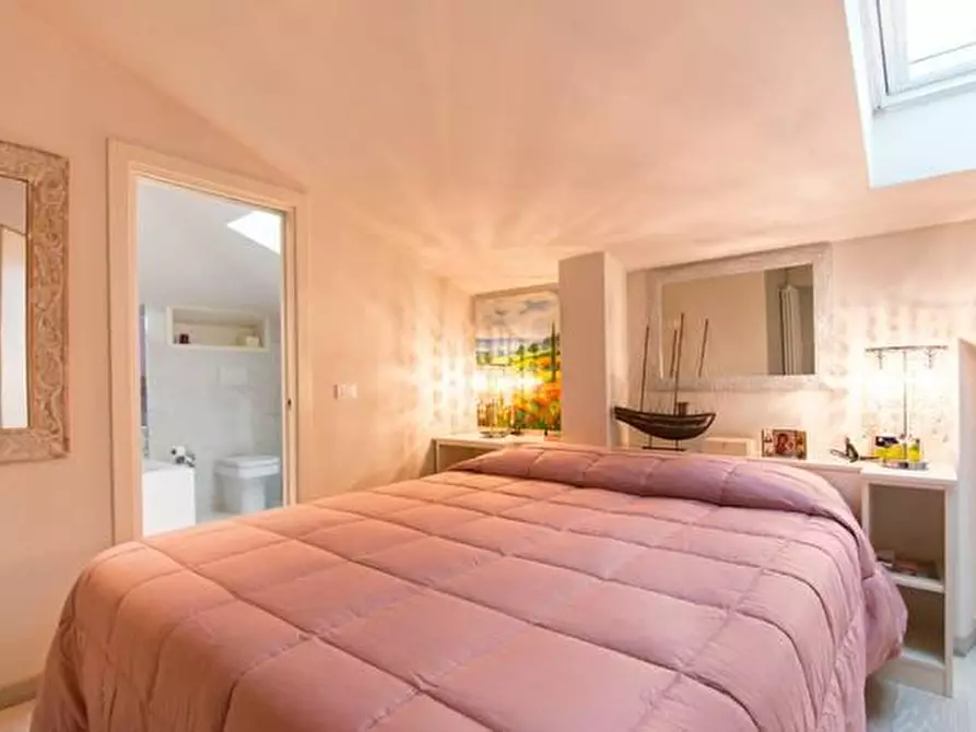 Immagine 16 di Villa in affitto  a Forte Dei Marmi