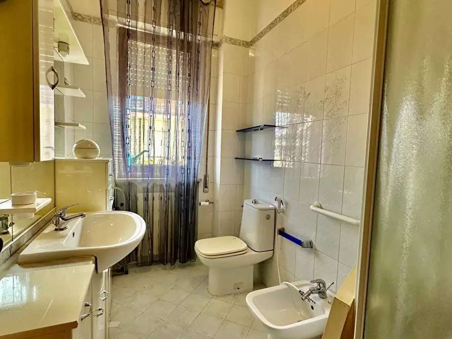 Immagine 20 di Appartamento in vendita  a Carrara