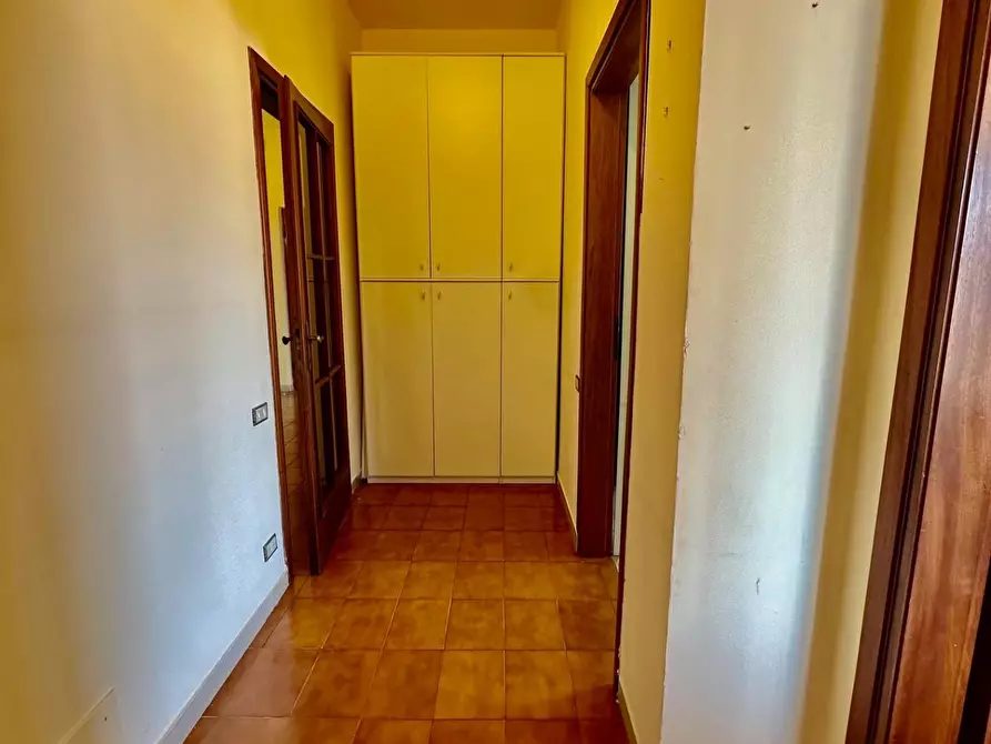 Immagine 18 di Appartamento in vendita  a Carrara