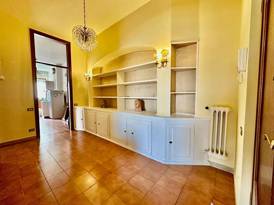 Immagine 9 di Appartamento in vendita  a Carrara